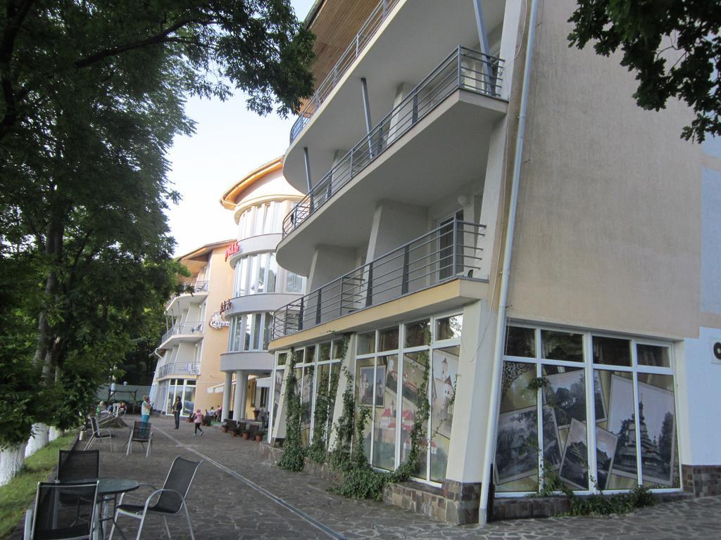 Quelle Polyana Hotel Exterior photo