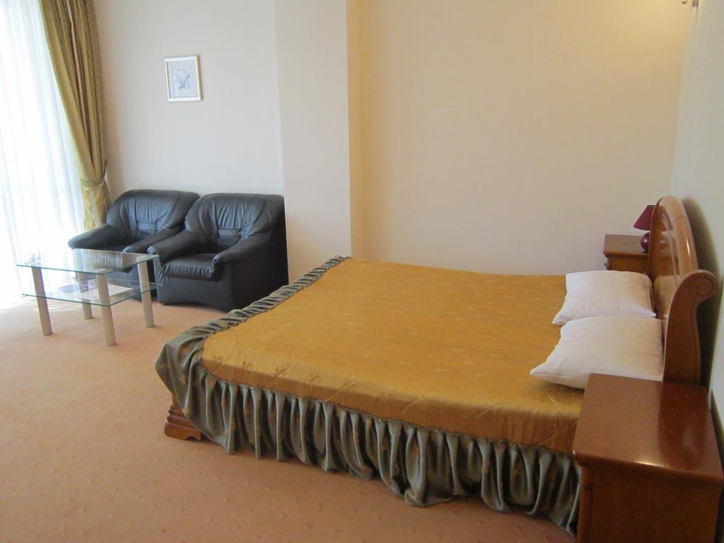 Quelle Polyana Hotel Room photo