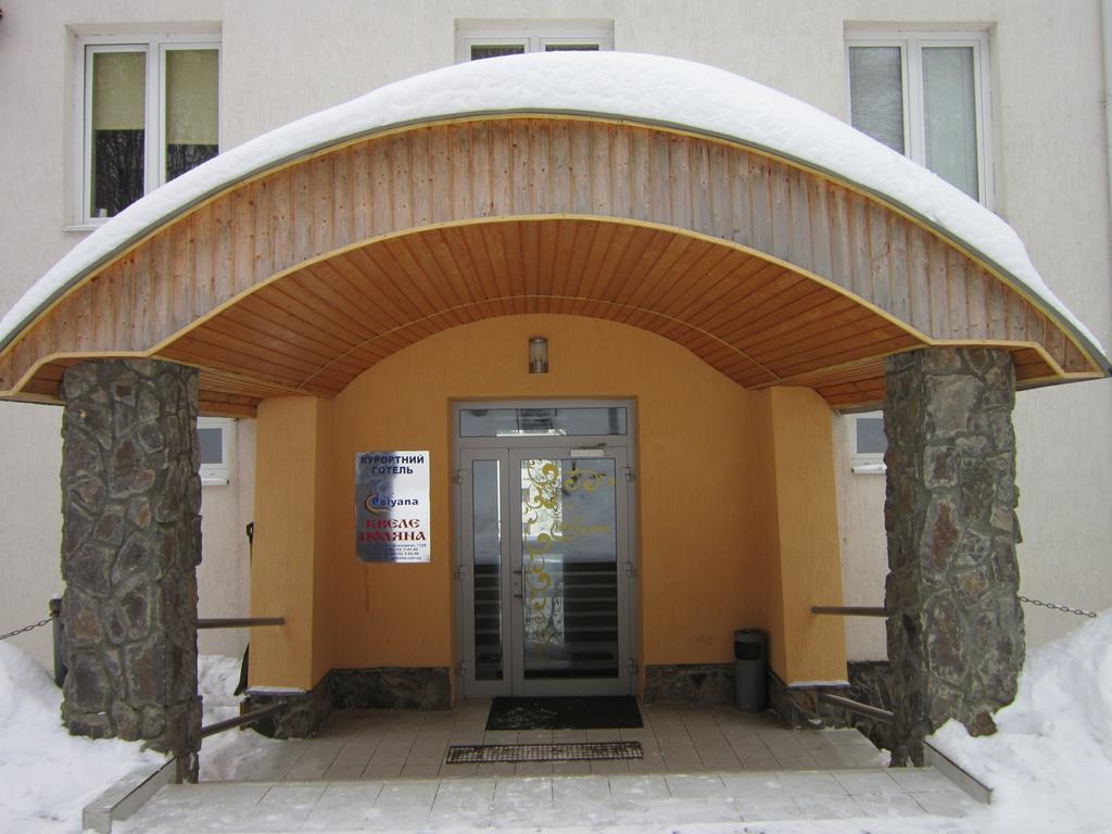 Quelle Polyana Hotel Exterior photo