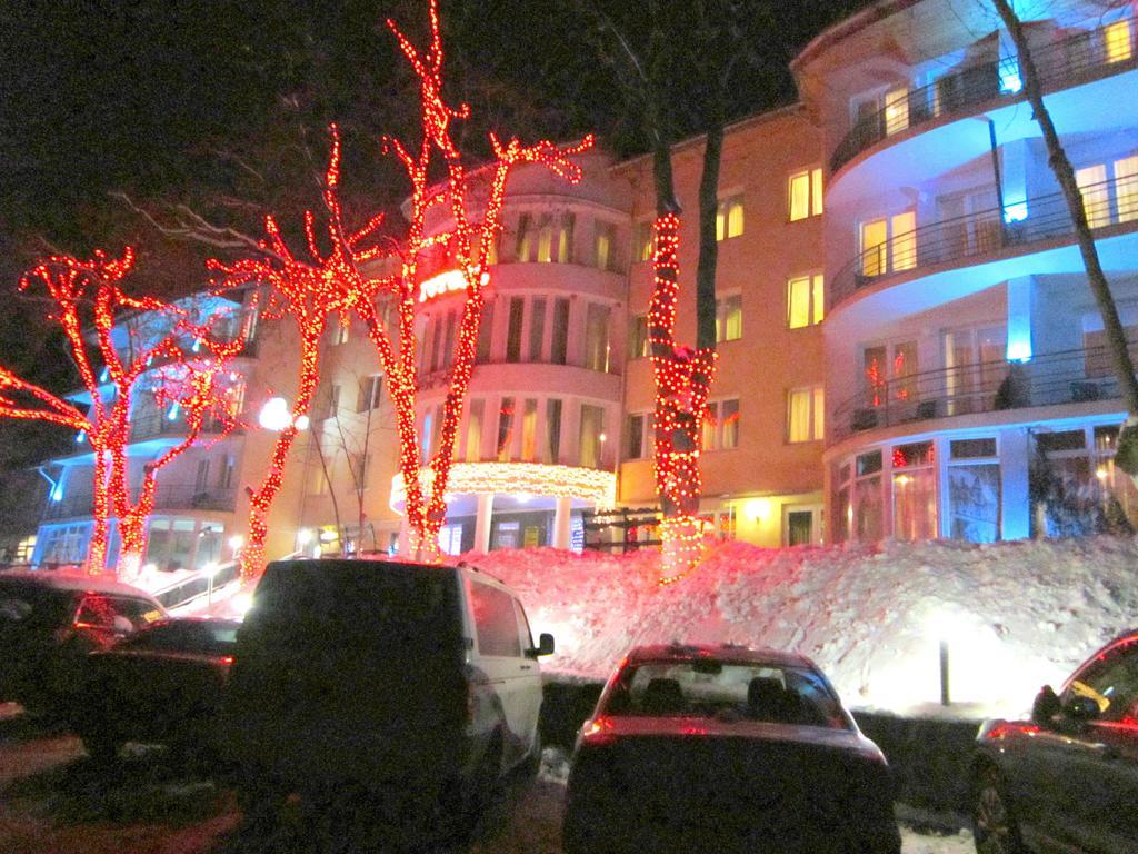 Quelle Polyana Hotel Exterior photo